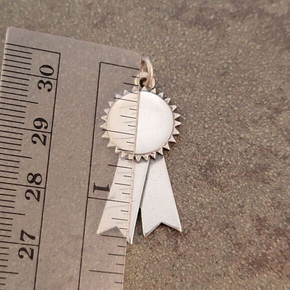 Rare Retired James Avery 1st Place Winners Ribbon Engravable Charm - Picture 4 of 5